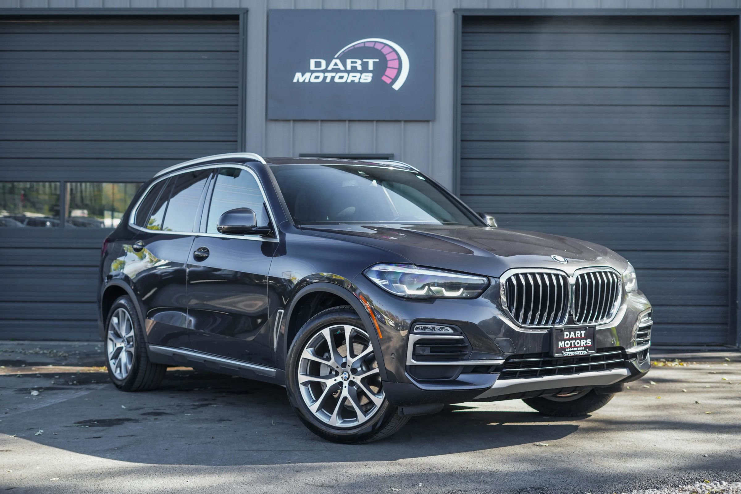 Used 2021 BMW X5 xDrive40i w/ Premium Package 2