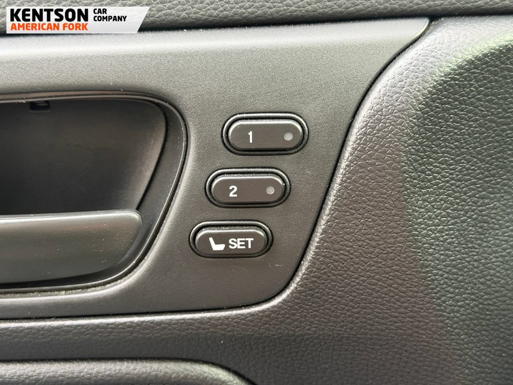 Used 2025 Honda Odyssey EX-L image 21