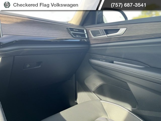 New 2026 Volkswagen Atlas SEL Premium R-Line image 31