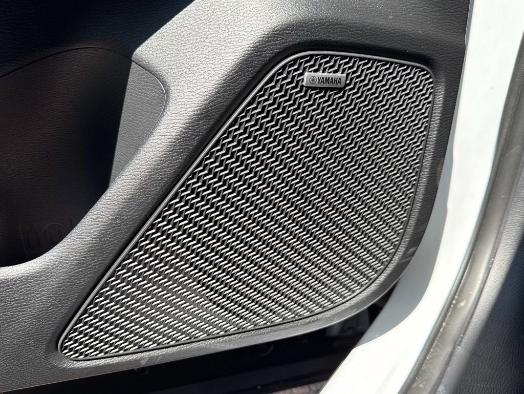 New 2026 Mitsubishi Outlander ES FWD image 33
