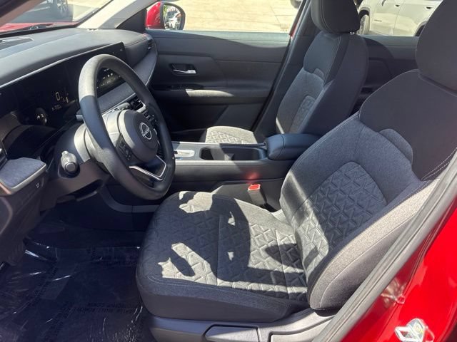 Used 2025 Nissan Kicks SV FWD image 22