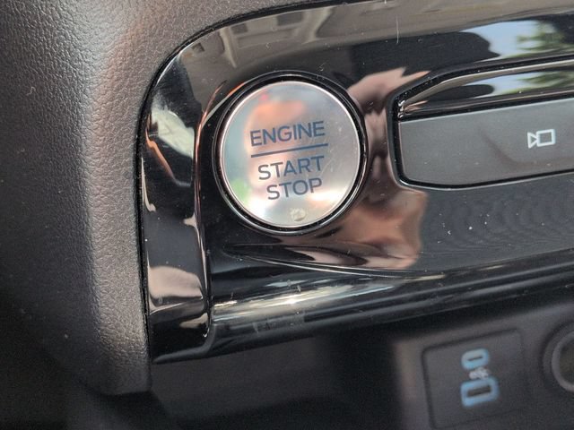Used 2023 Ford Escape Active w/ Tech Pack #2 FWD image 19