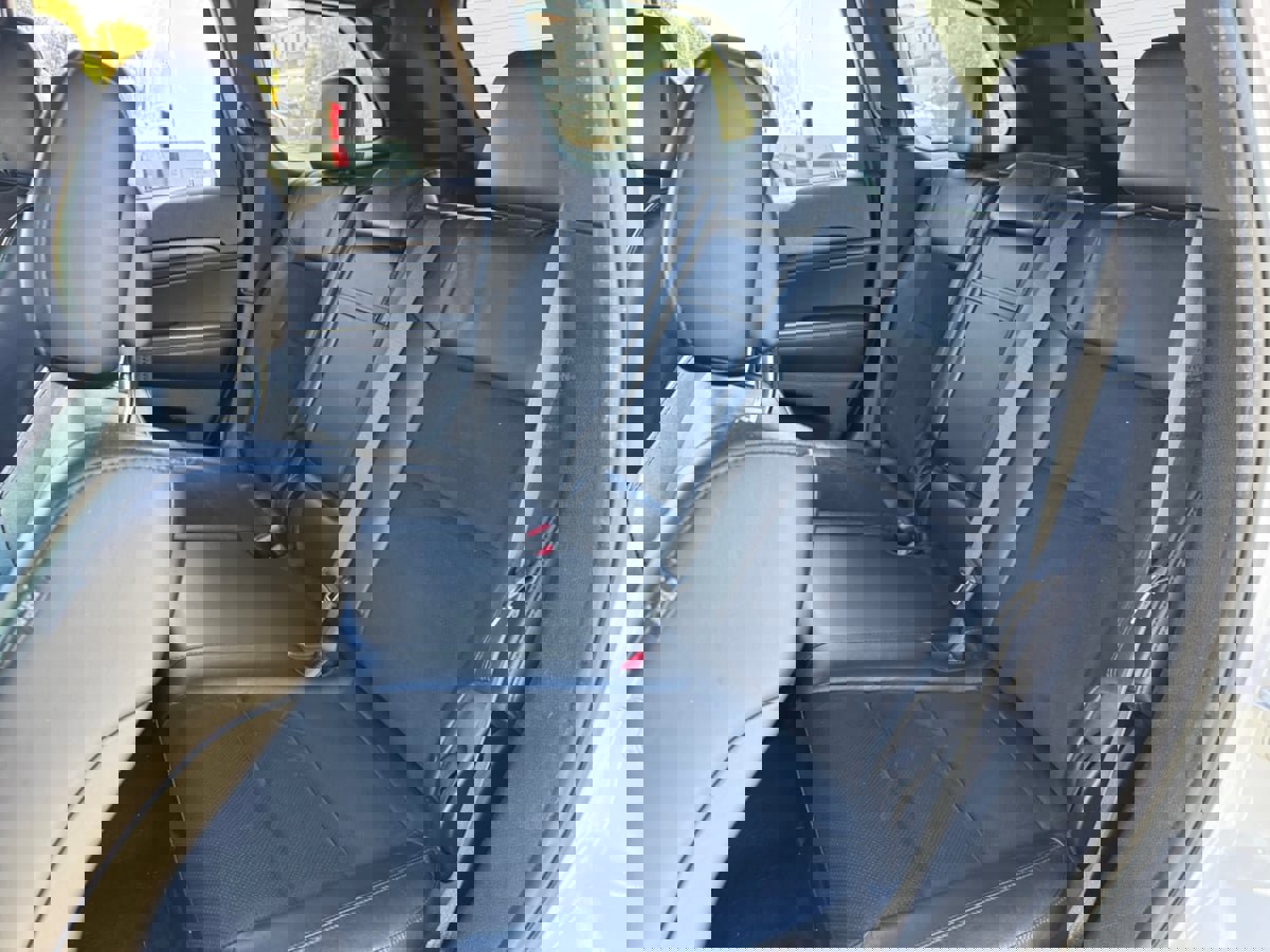 Used 2019 Jeep Grand Cherokee Altitude image 17