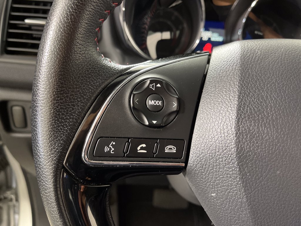 Used 2025 Mitsubishi Outlander Sport ES AWD/4WD image 28