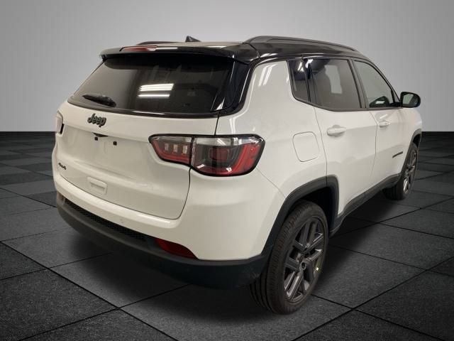 Used 2025 Jeep Compass Limited w/ Sun & Sound Group image 6