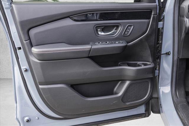 Certified 2024 Honda Pilot TrailSport image 12