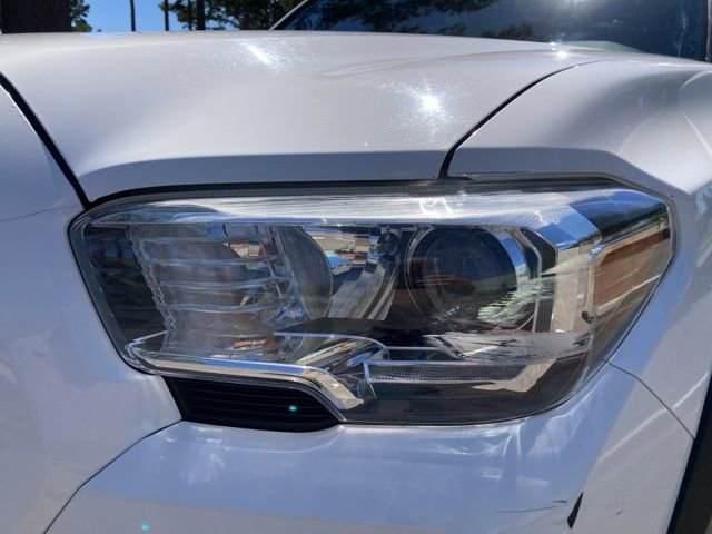 Used 2021 Toyota Tacoma TRD Off-Road image 11