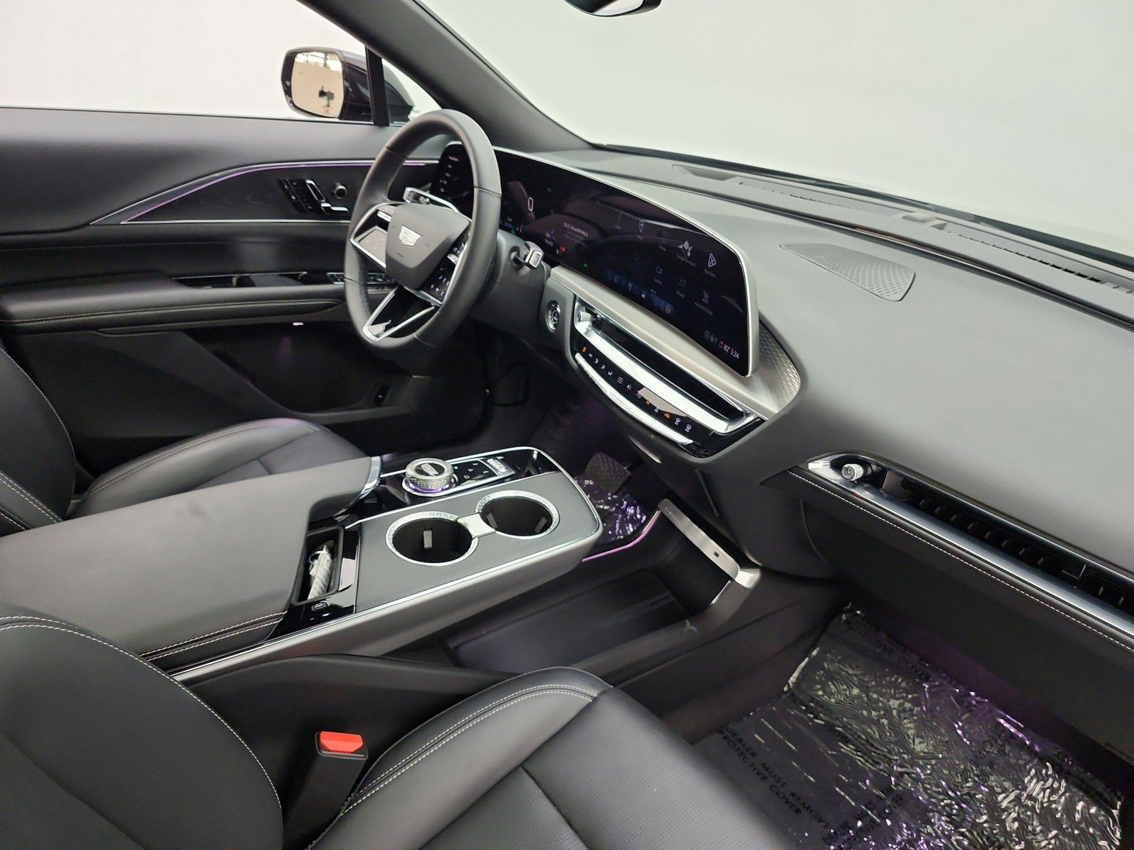 Used 2024 Cadillac Lyriq Sport RWD image 25