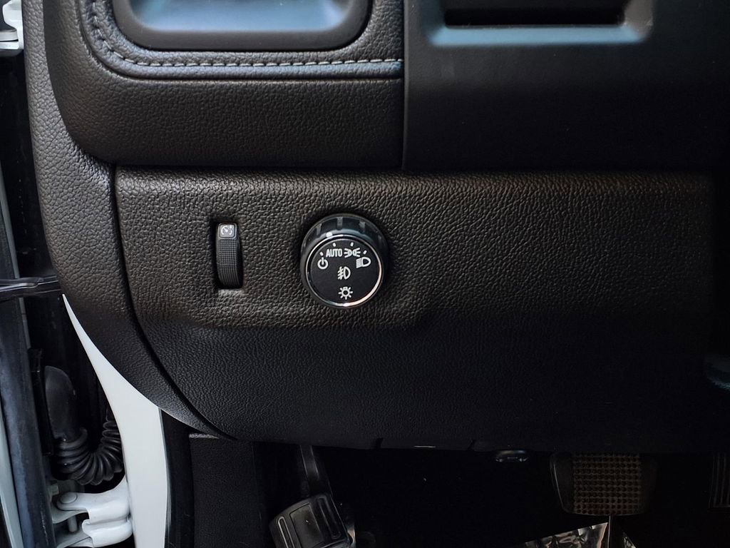 Used 2016 GMC Canyon SLE w/ SLE Convenience Package image 14