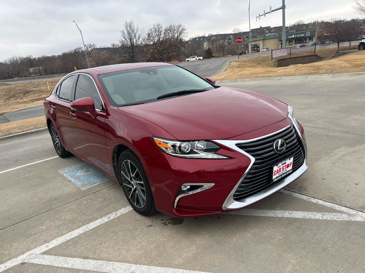Used 2017 Lexus ES 350 w/ Premium Package image 4