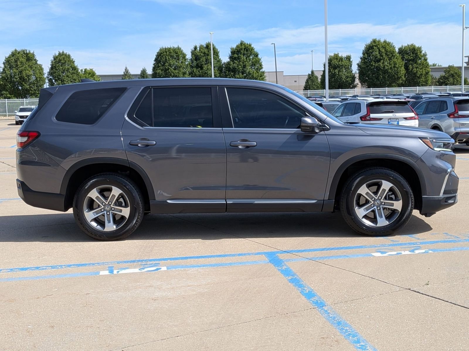 Certified 2025 Honda Pilot EX-L image 5