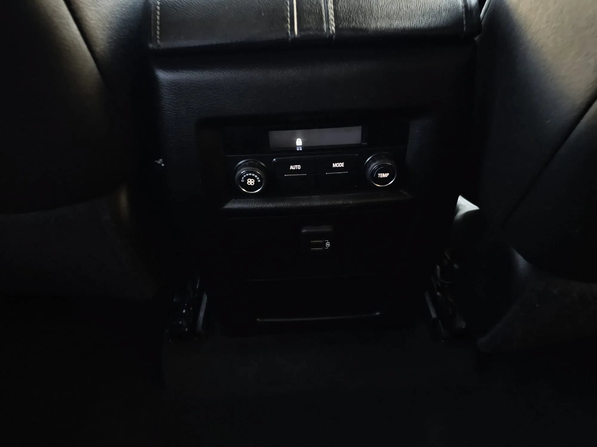 Used 2022 Chevrolet Traverse LT AWD/4WD image 25