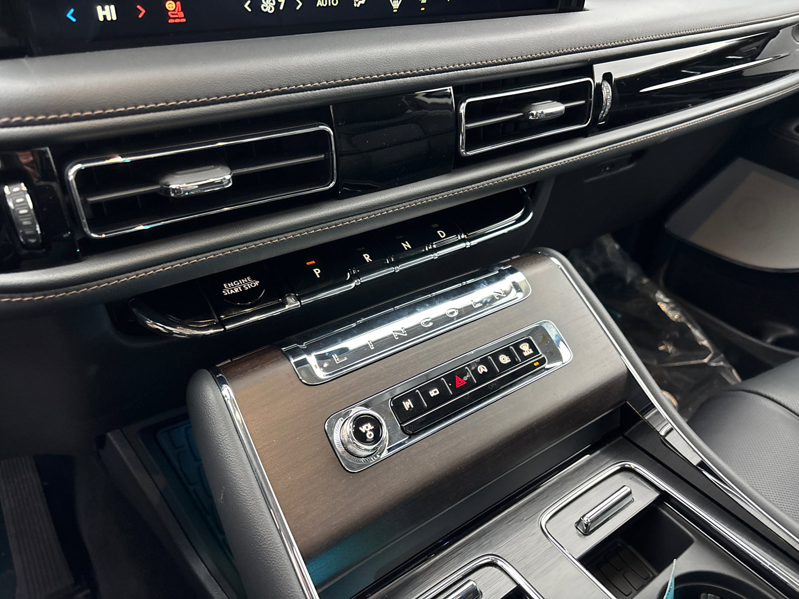 New 2026 Lincoln Aviator Reserve AWD/4WD image 22