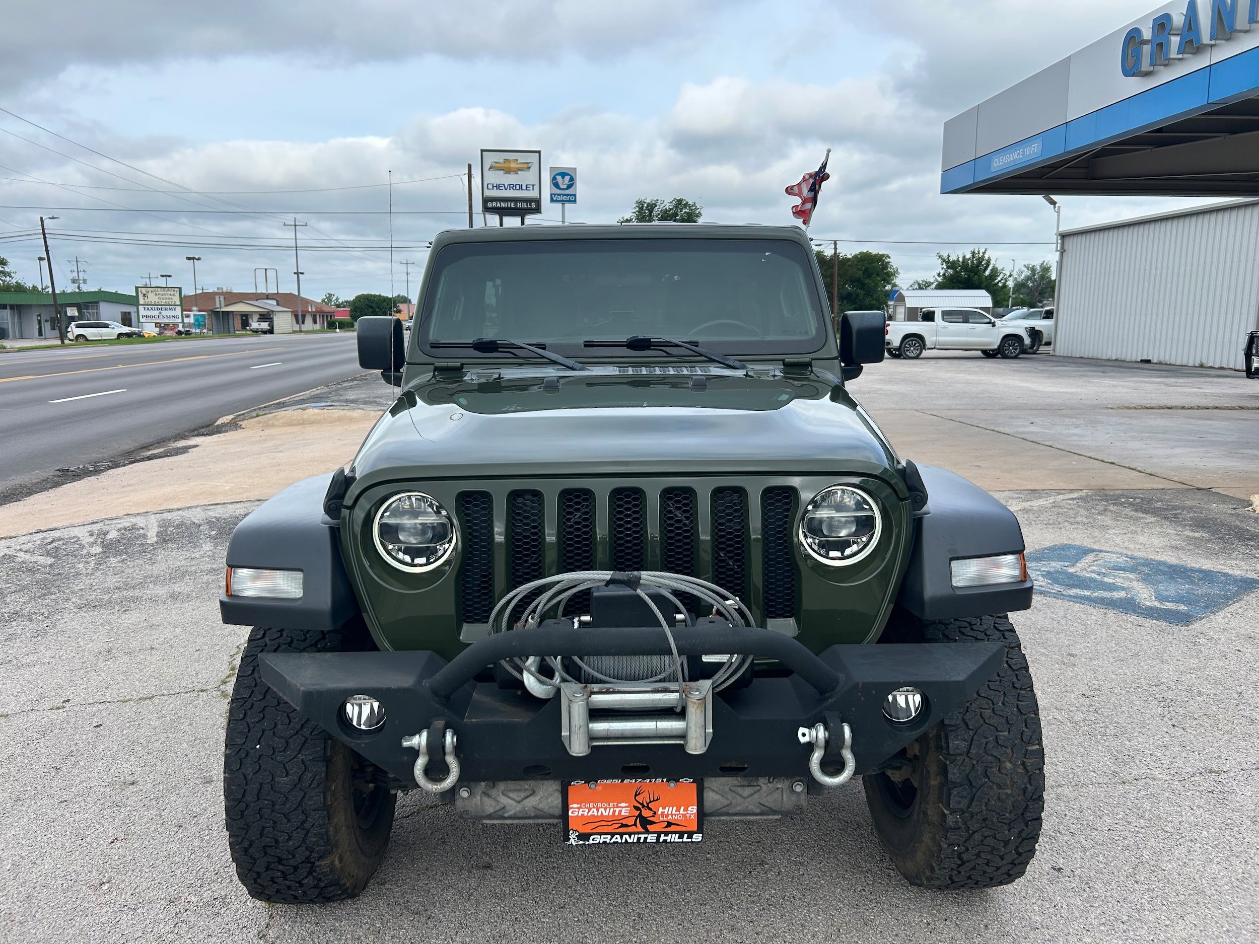 Used 2021 Jeep Wrangler Unlimited Sport AWD/4WD image 2