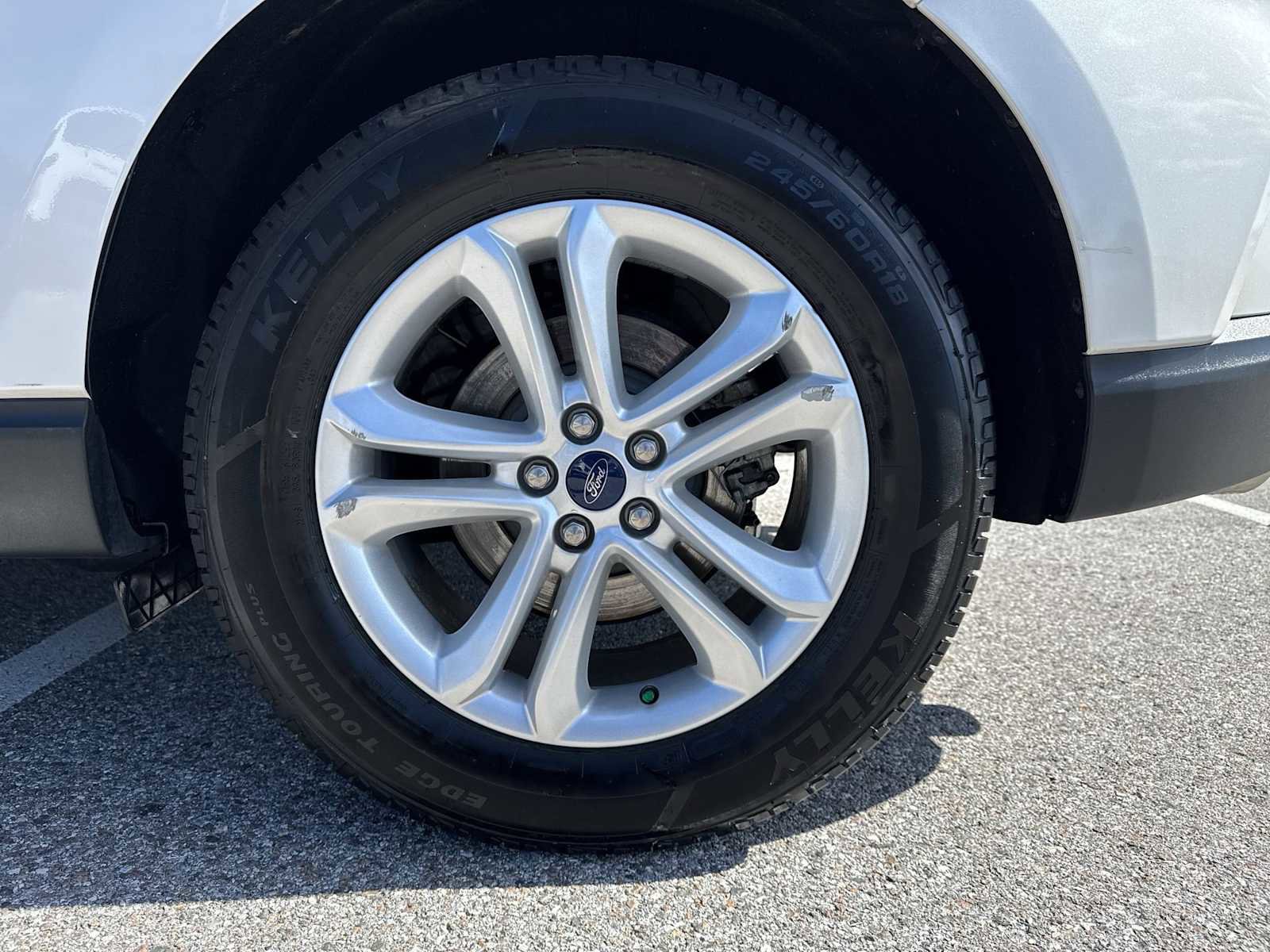 Used 2019 Ford Edge SEL w/ Equipment Group 201A FWD image 13