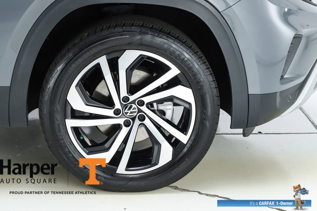 Used 2023 Volkswagen Atlas Cross Sport SEL image 14