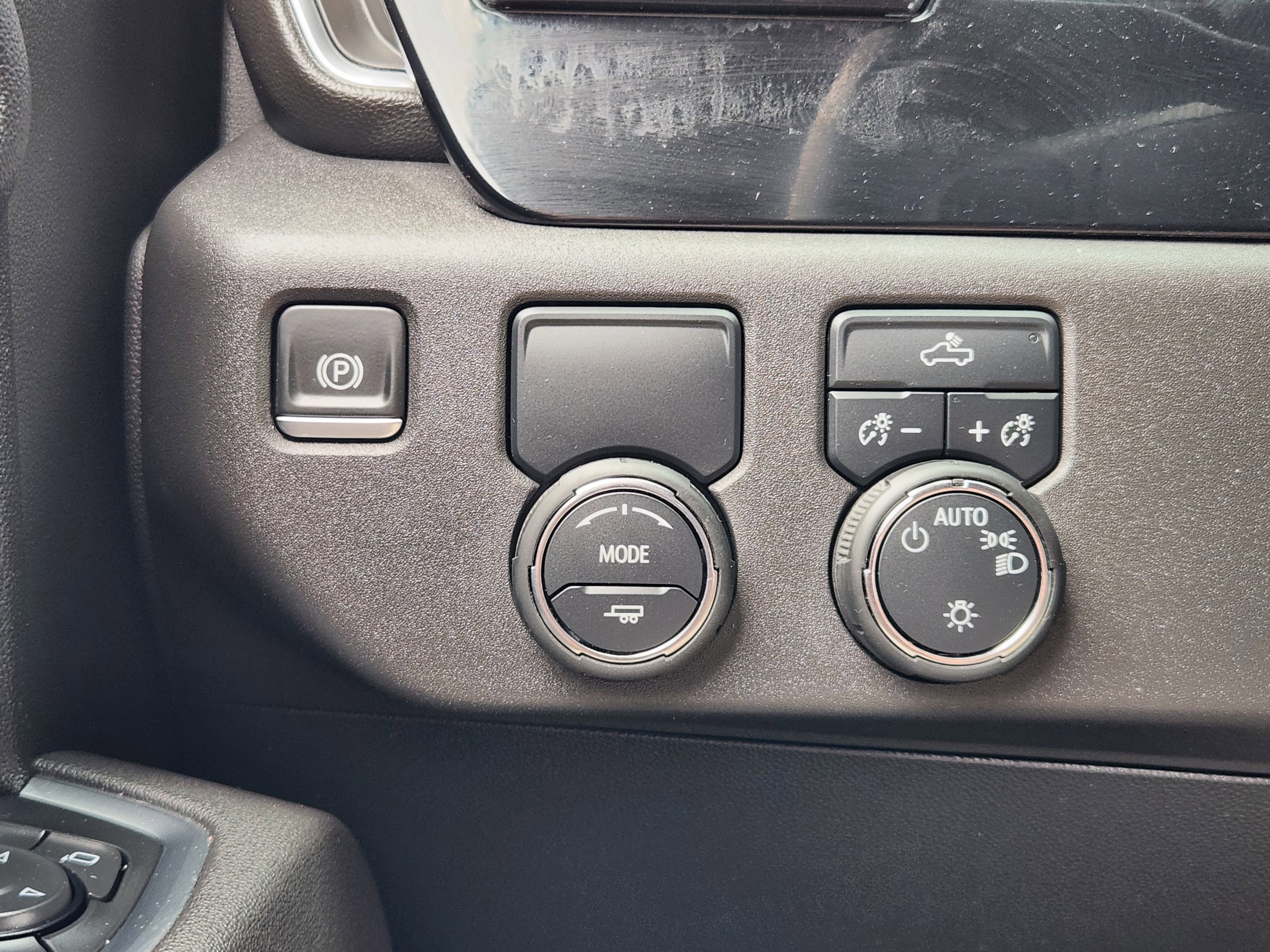 Certified 2025 Chevrolet Silverado 1500 LT image 21