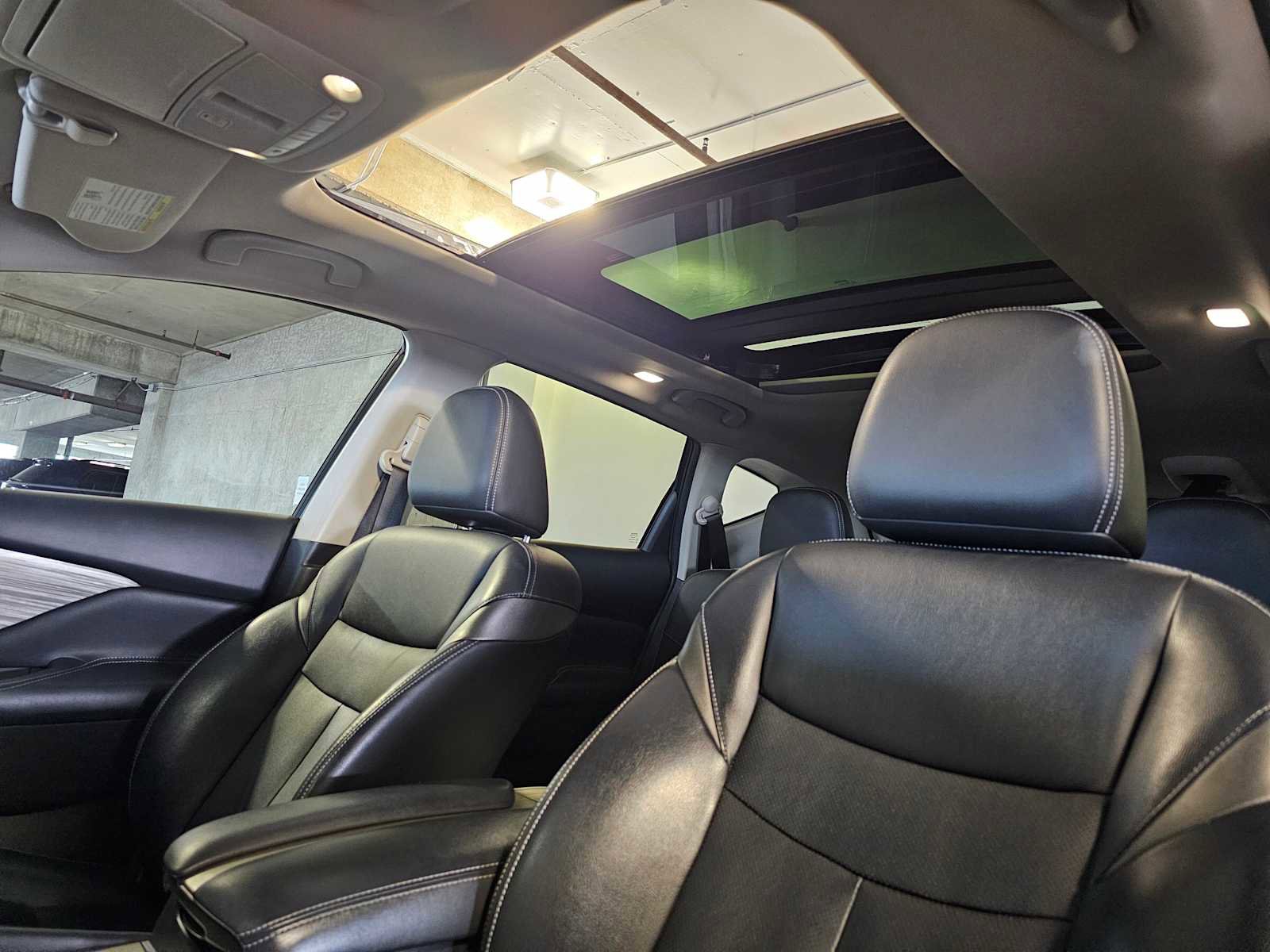Used 2017 Nissan Murano Platinum w/ Platinum Technology Package image 31