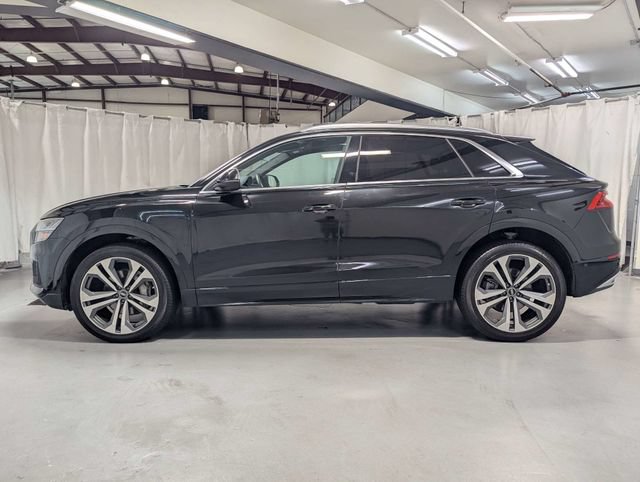 Used 2022 Audi Q8 Prestige w/ Prestige Package AWD/4WD image 25