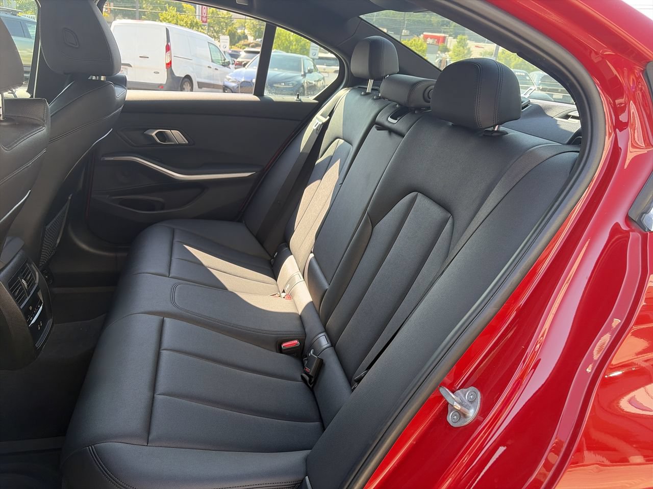 Used 2021 BMW 330i Sedan w/ Convenience Package RWD image 31