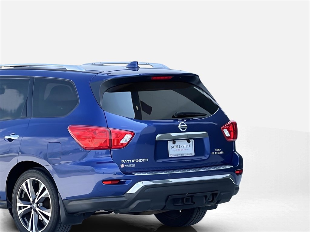 Used 2020 Nissan Pathfinder Platinum image 8