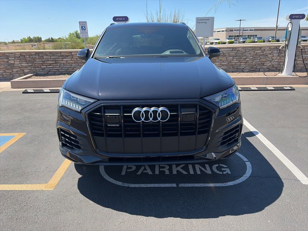 Used 2020 Audi Q7 3.0T Prestige w/ Prestige Package image 2