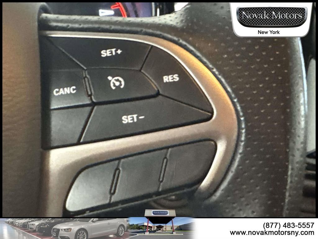 Used 2022 Dodge Durango SXT w/ Anodized Platinum Package image 19