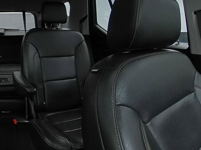 Used 2019 Chevrolet Traverse Premier w/ Redline Edition AWD/4WD image 24