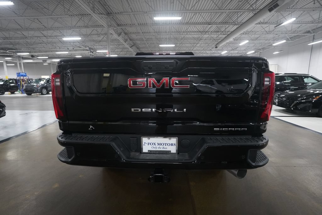 Used 2026 GMC Sierra 3500 Denali AWD/4WD image 25