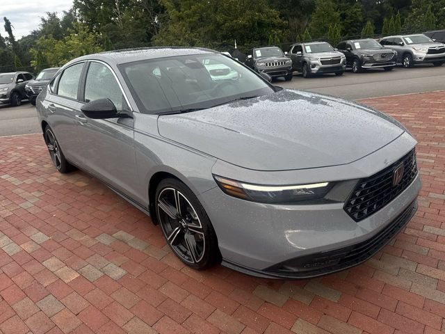Used 2025 Honda Accord Sport image 19