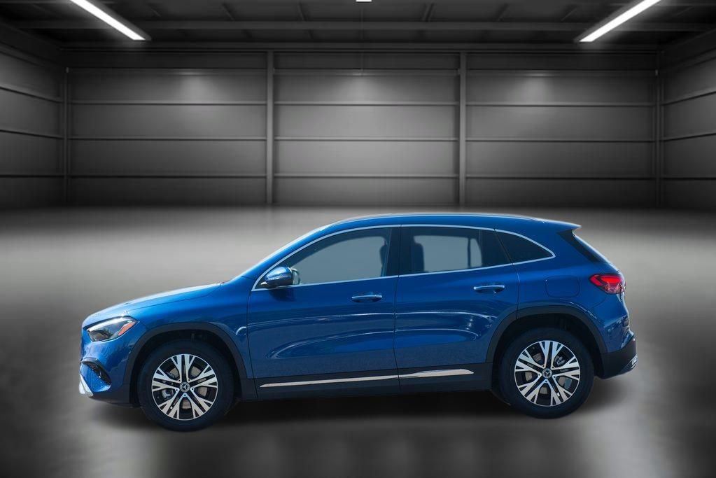 Used 2025 Mercedes-Benz GLA 250 4MATIC image 8
