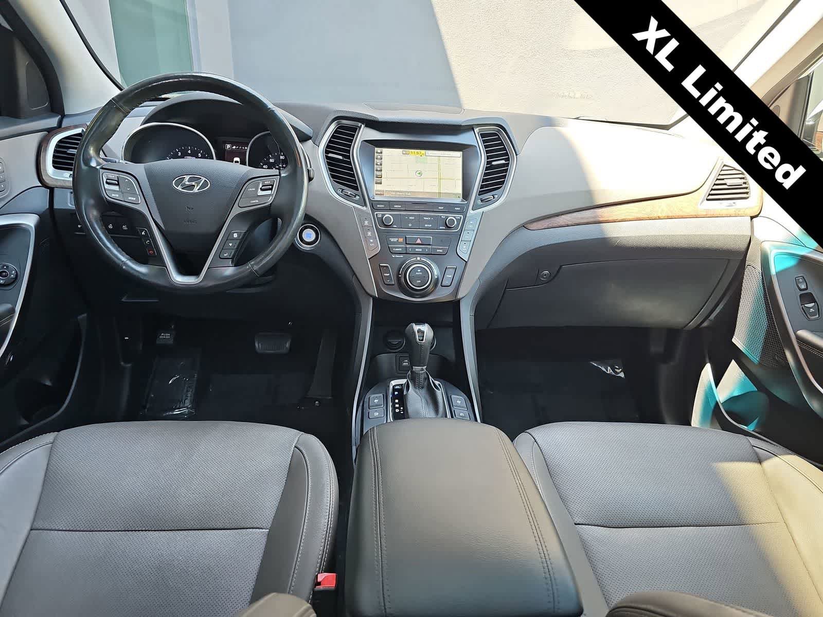 Used 2019 Hyundai Santa Fe XL FWD image 14