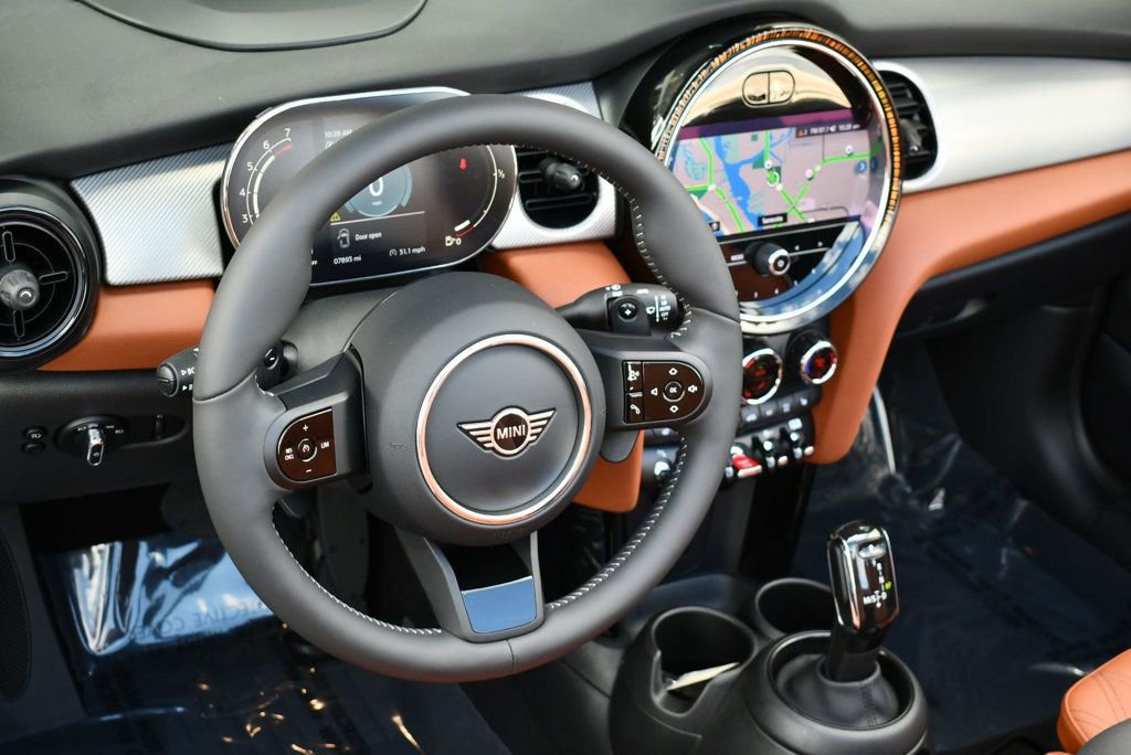 Used 2023 MINI Cooper S image 12