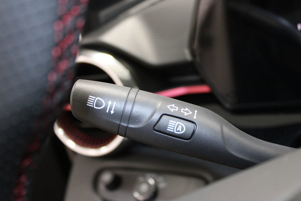 New 2026 Chevrolet Trax RS w/ Sunroof Package image 32