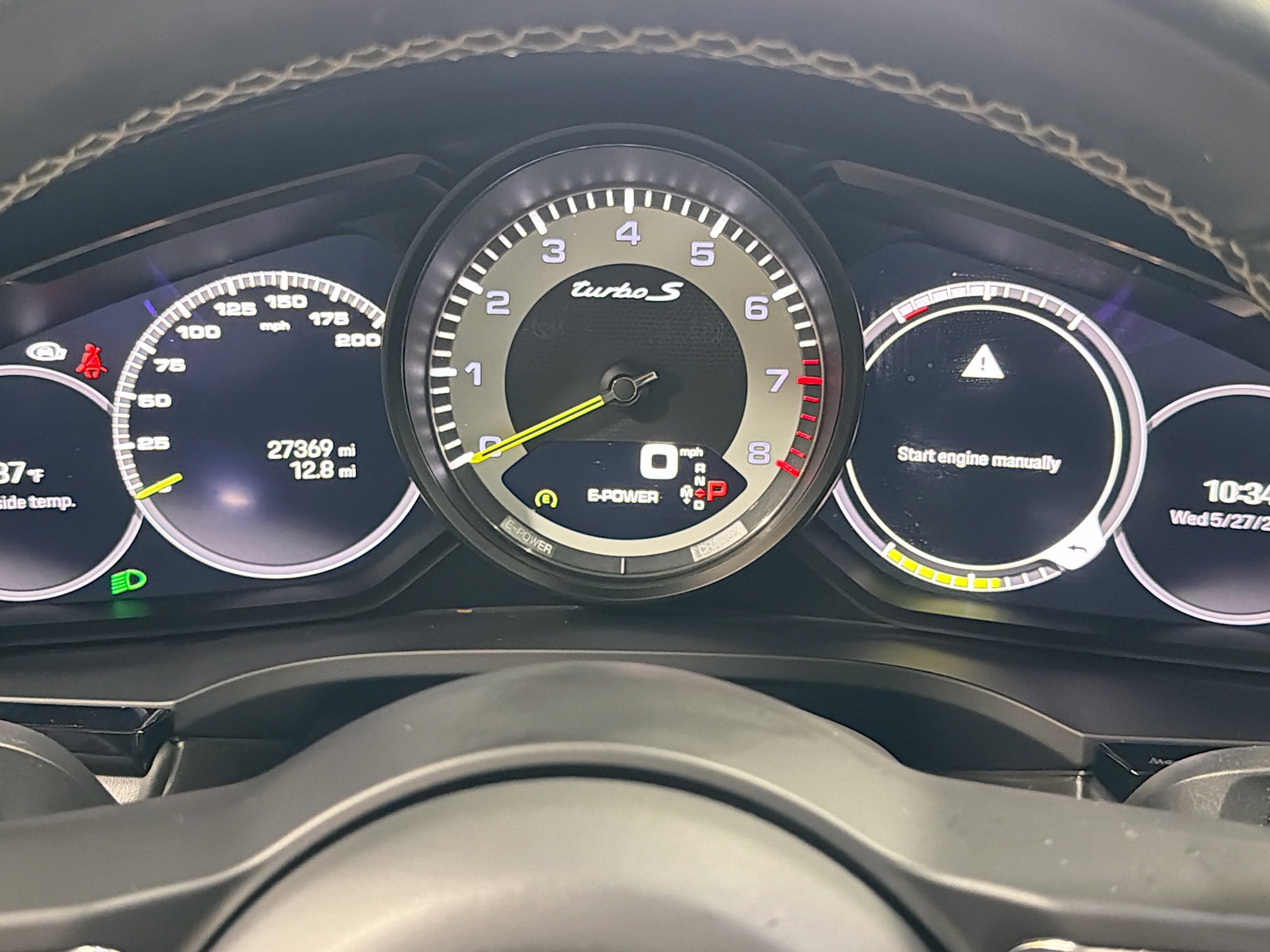 Certified 2023 Porsche Cayenne Turbo S AWD/4WD image 38