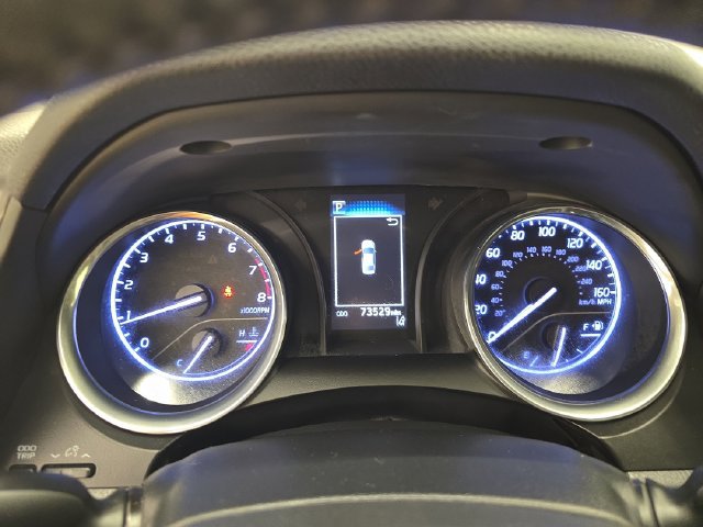 Used 2020 Toyota Camry SE FWD image 24