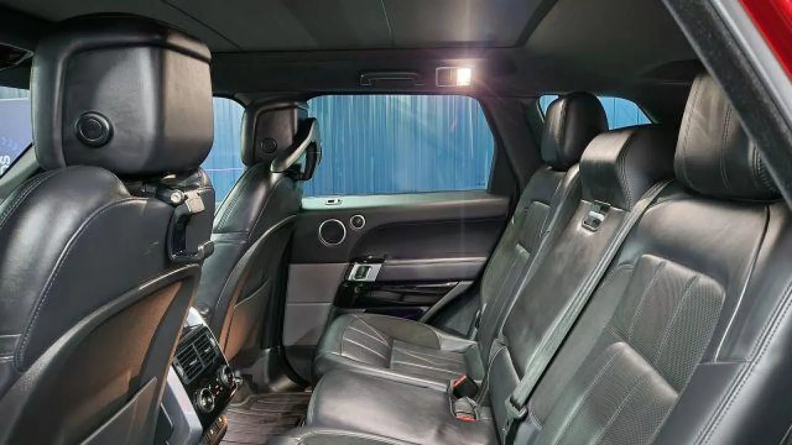 Used 2021 Land Rover Range Rover Sport HST image 25