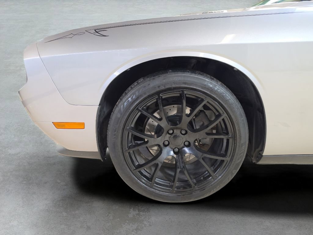 Used 2014 Dodge Challenger R/T RWD image 20