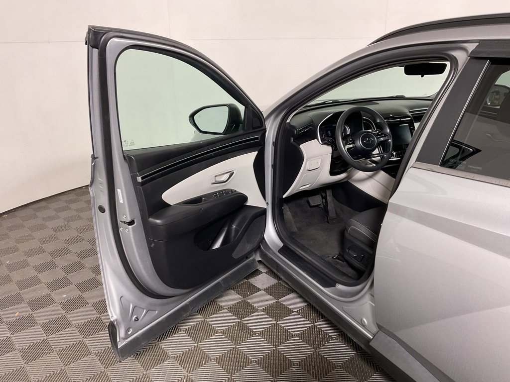 Used 2022 Hyundai Tucson SEL image 16