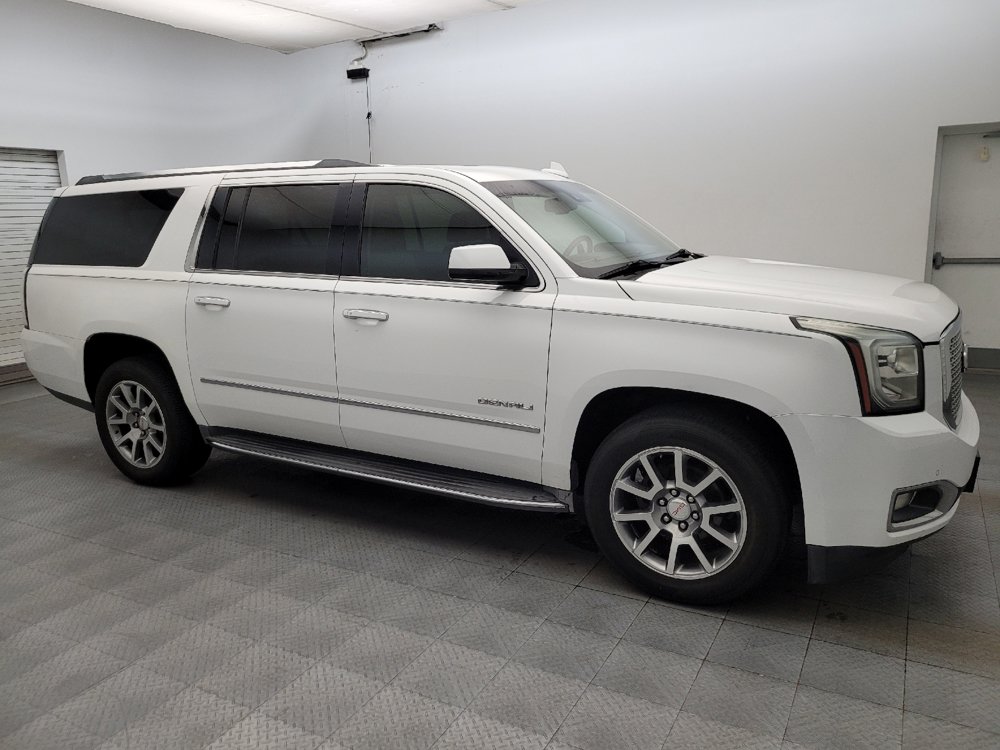 Used 2015 GMC Yukon XL Denali w/ Open Road Package RWD image 11