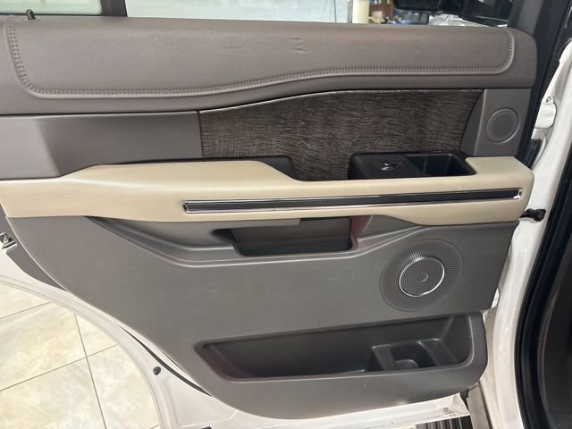 Used 2018 Ford Expedition Limited w/ Equipment Group 302A image 13