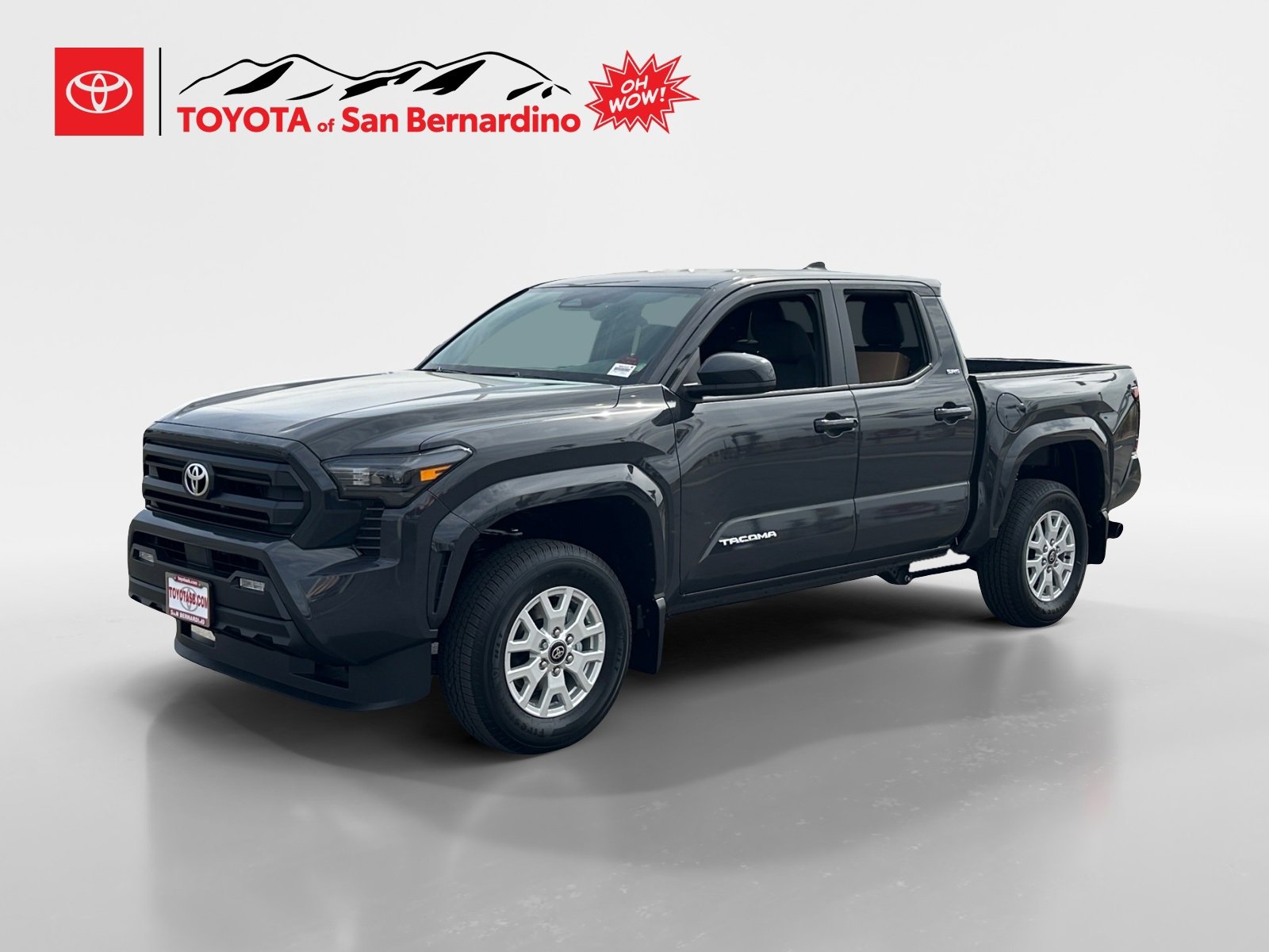 New 2025 Toyota Tacoma SR5