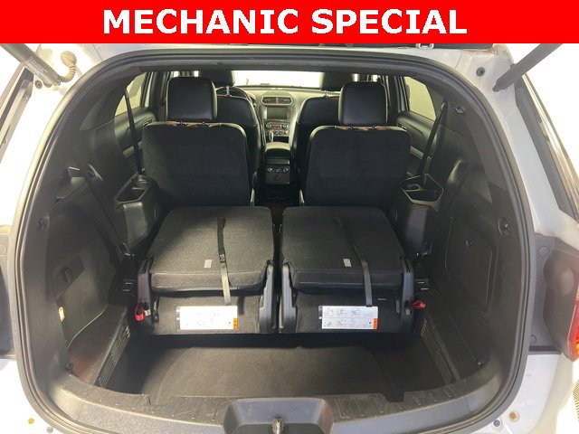 Used 2016 Ford Explorer XLT w/ Equipment Group 202A image 14