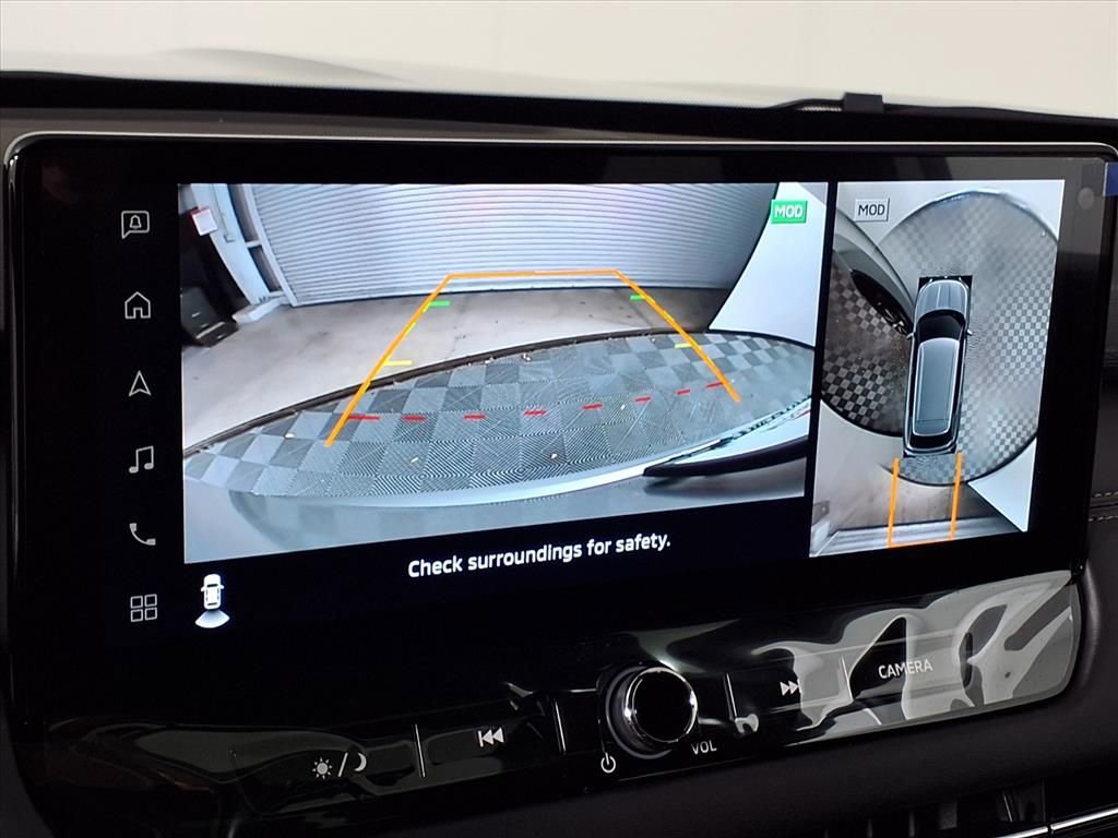 Used 2025 Mitsubishi Outlander SE FWD image 17