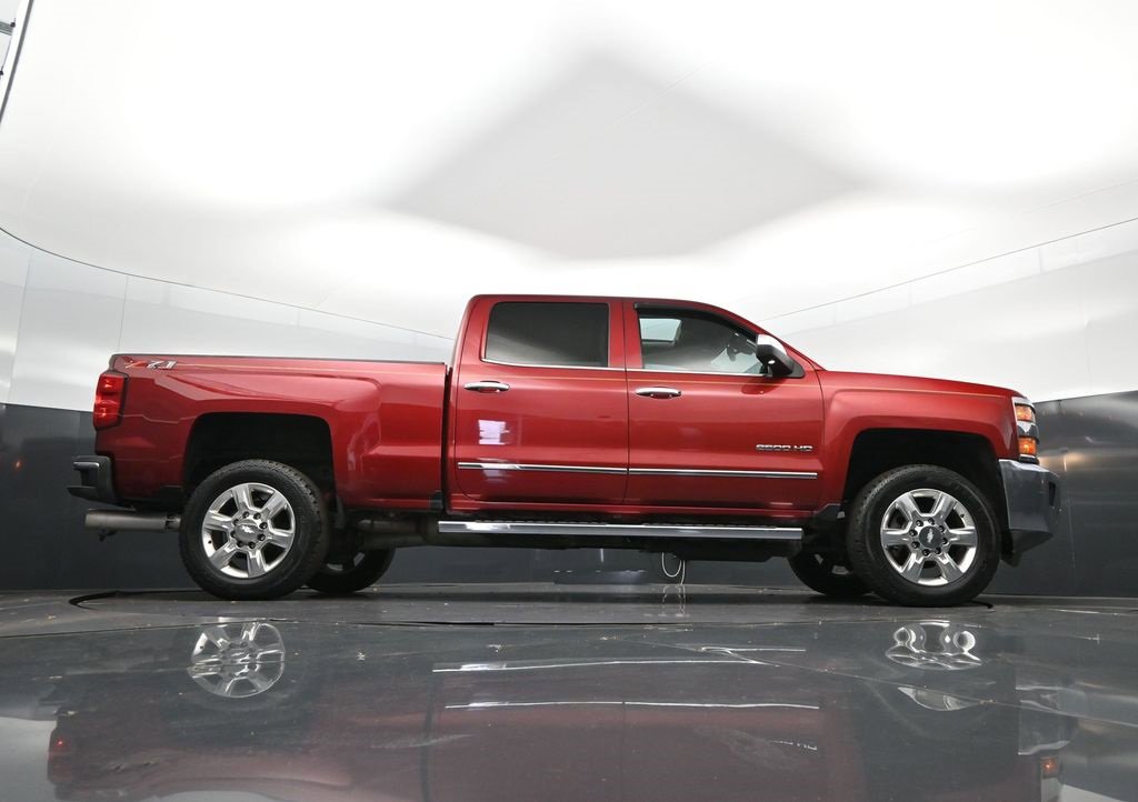Used 2019 Chevrolet Silverado 2500 LTZ w/ Duramax Plus Package image 46