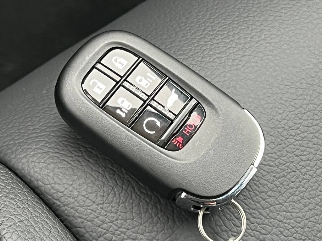 New 2026 Honda Odyssey Touring image 32