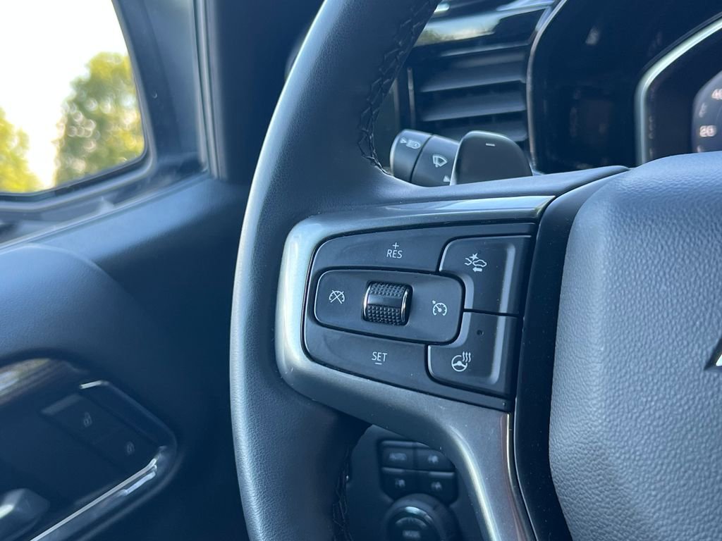 Used 2025 Chevrolet Silverado 1500 LT Trail Boss w/ LT Trail Boss Premium Package AWD/4WD image 30
