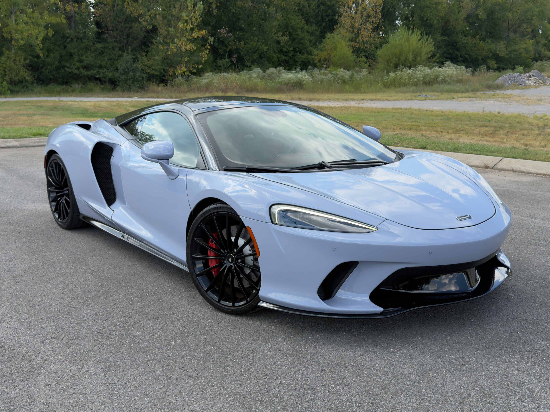 Used 2020 McLaren GT RWD image 11