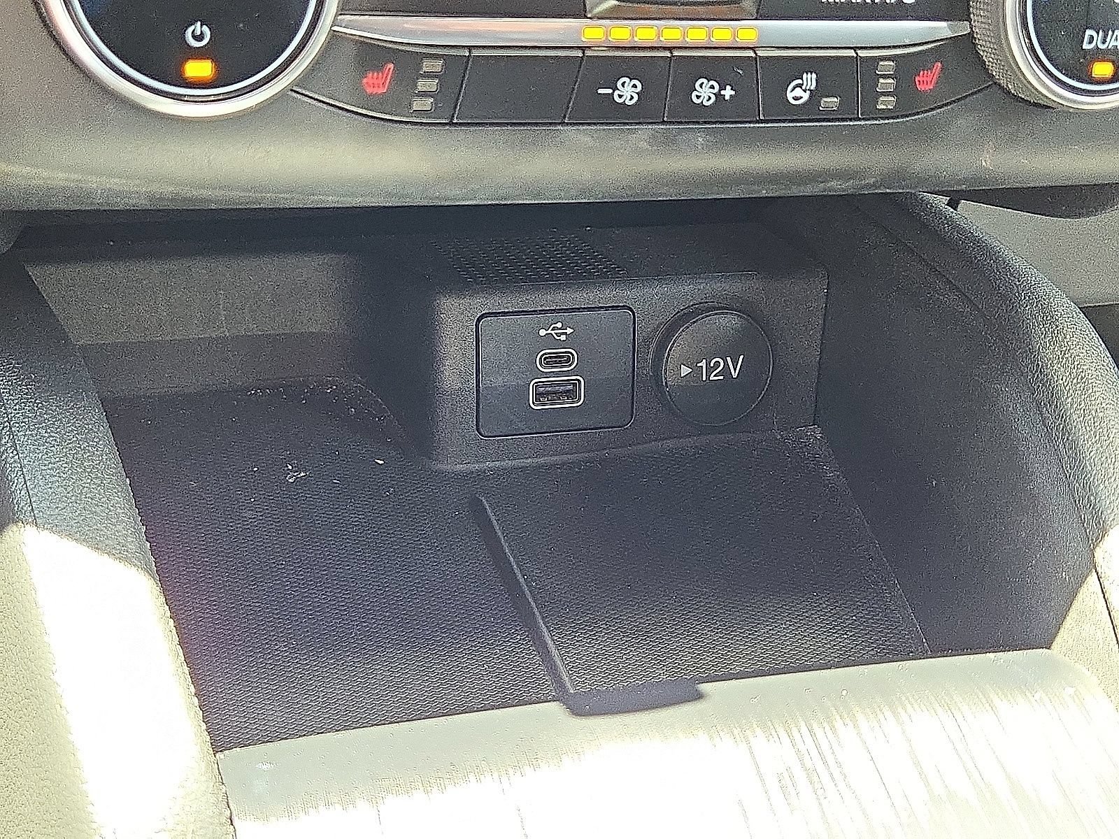 Used 2024 Ford Escape ST-Line AWD/4WD image 28