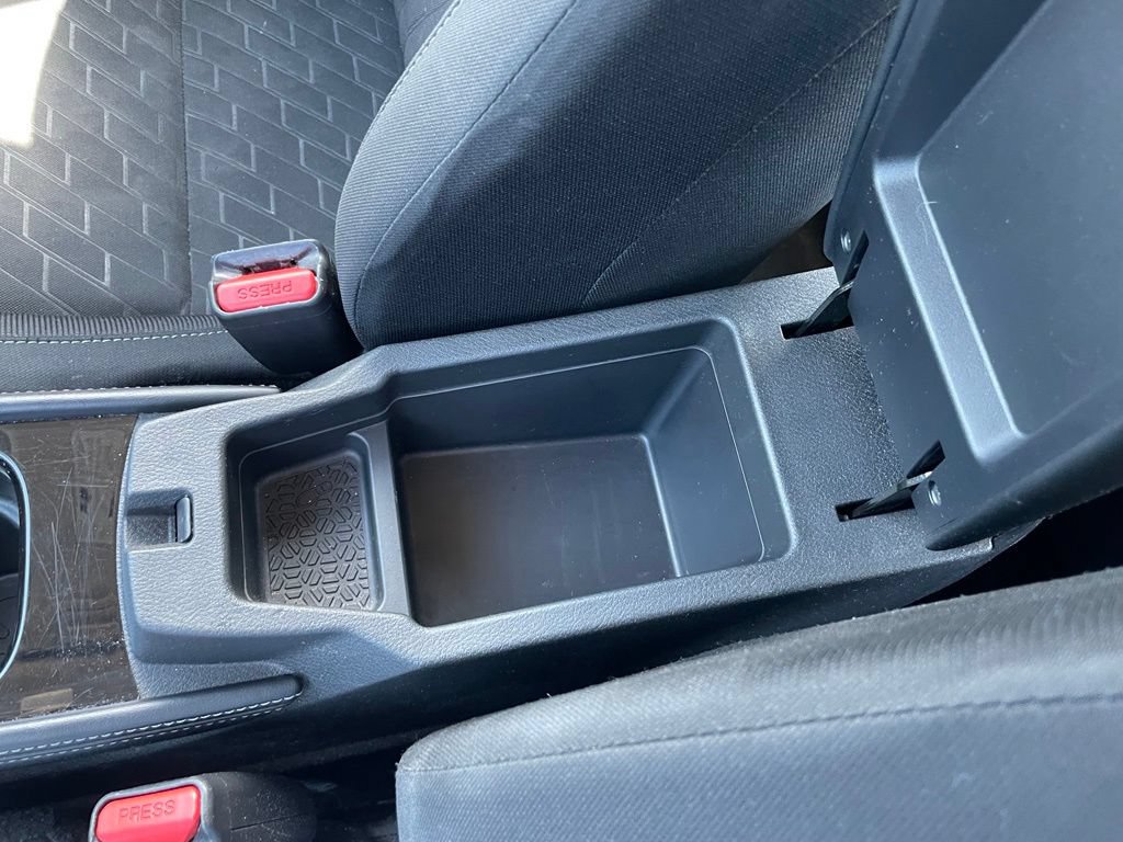 Used 2024 Nissan Kicks SV w/ Interior Electronics Package FWD image 36